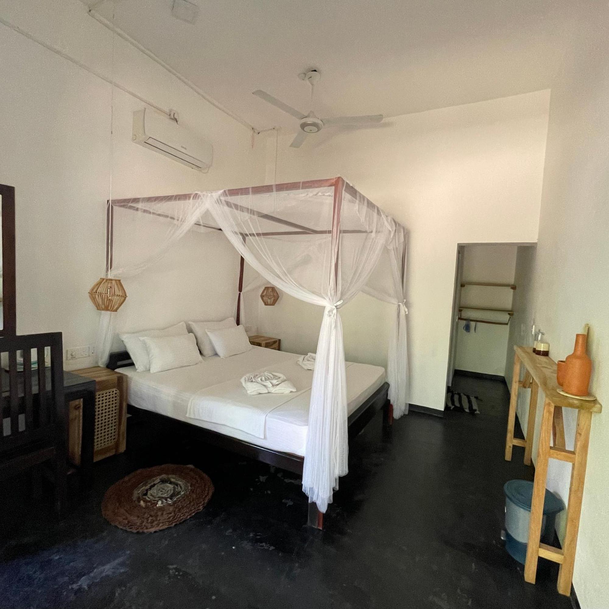 아루감 베이 Agra Arugambay 호스텔 외부 사진